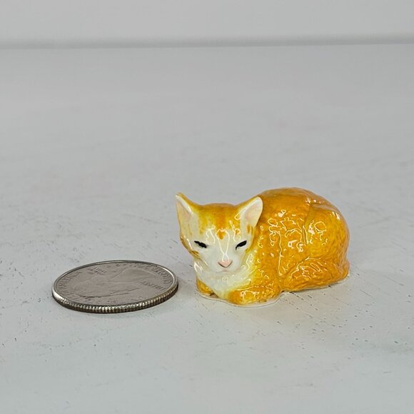 Hagen Renaker Orange Sleepy Fluffy Cat Miniature Figurine - Picture 6 of 8